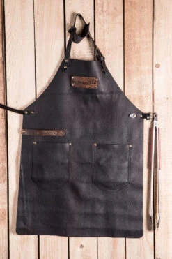 Der Merklinger Grillschürze Aus Nappaleder 17 Der Merklinger Grillschürze Aus Nappaleder -Brunner Verkäufe 212de98c3864b1741206e81129c17d9e